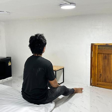 Megun Capsule 150 Cm Apartment Bangkok Ngoại thất bức ảnh