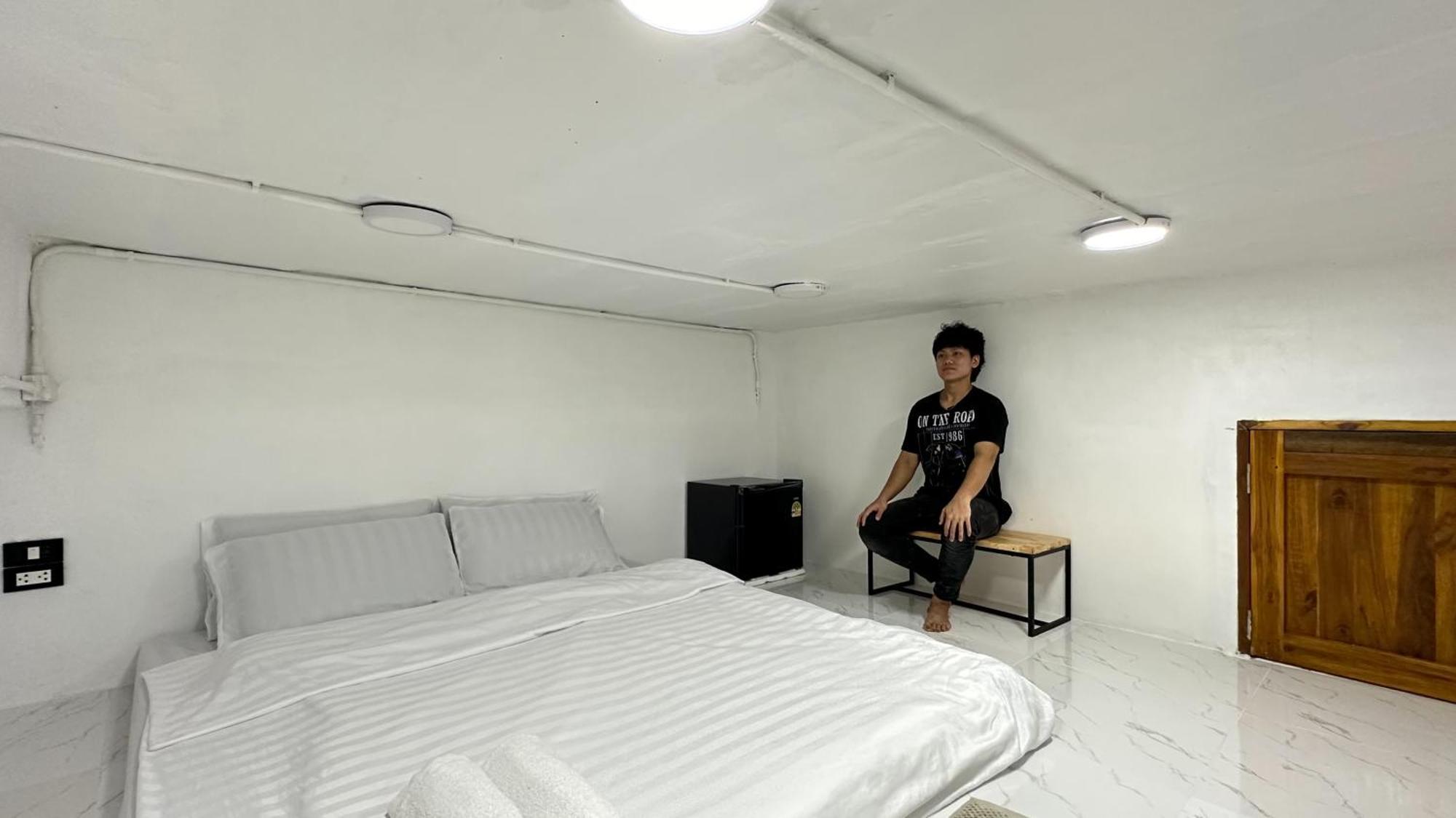 Megun Capsule 150 Cm Apartment Bangkok Ngoại thất bức ảnh